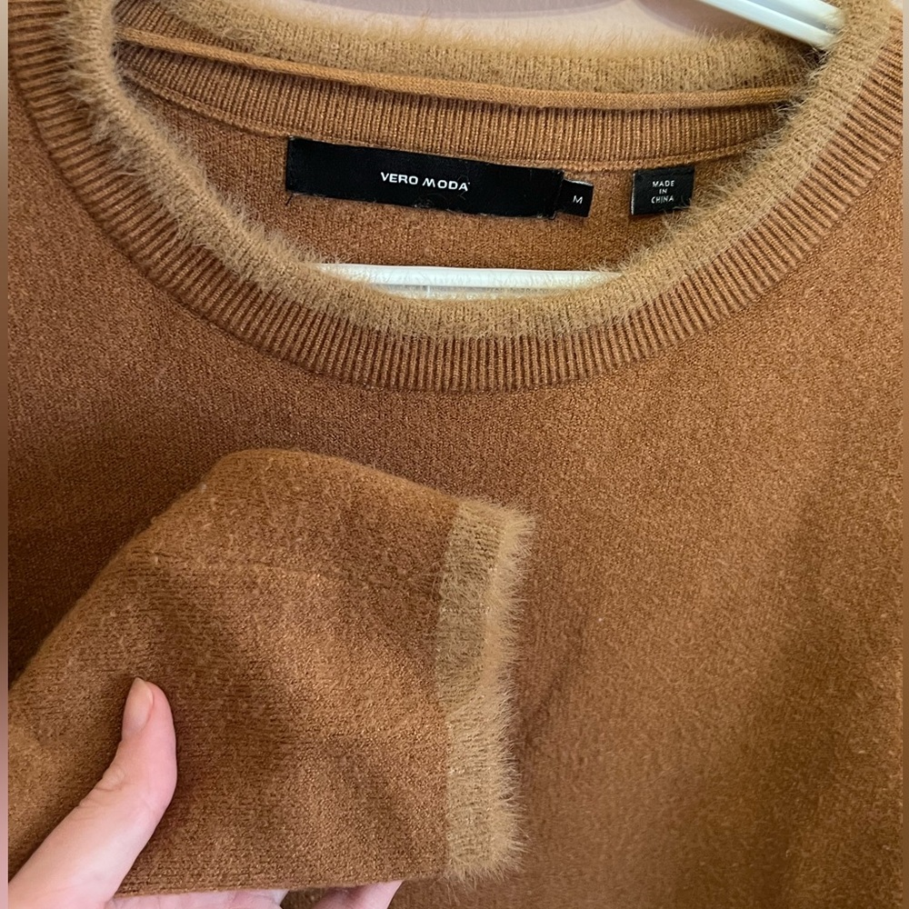 4/$10 fall sweater